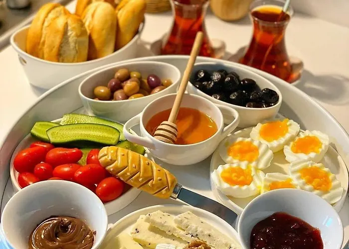 H-mak Aırport Otel 3*